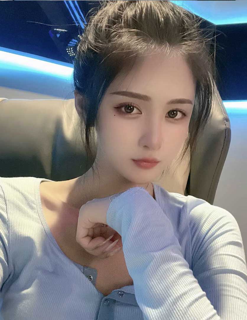巴黎伴游模特